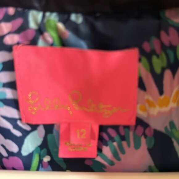 Lilly Pulitzer beautiful size 12 navy blue puffer jacket - Picture 3 of 14